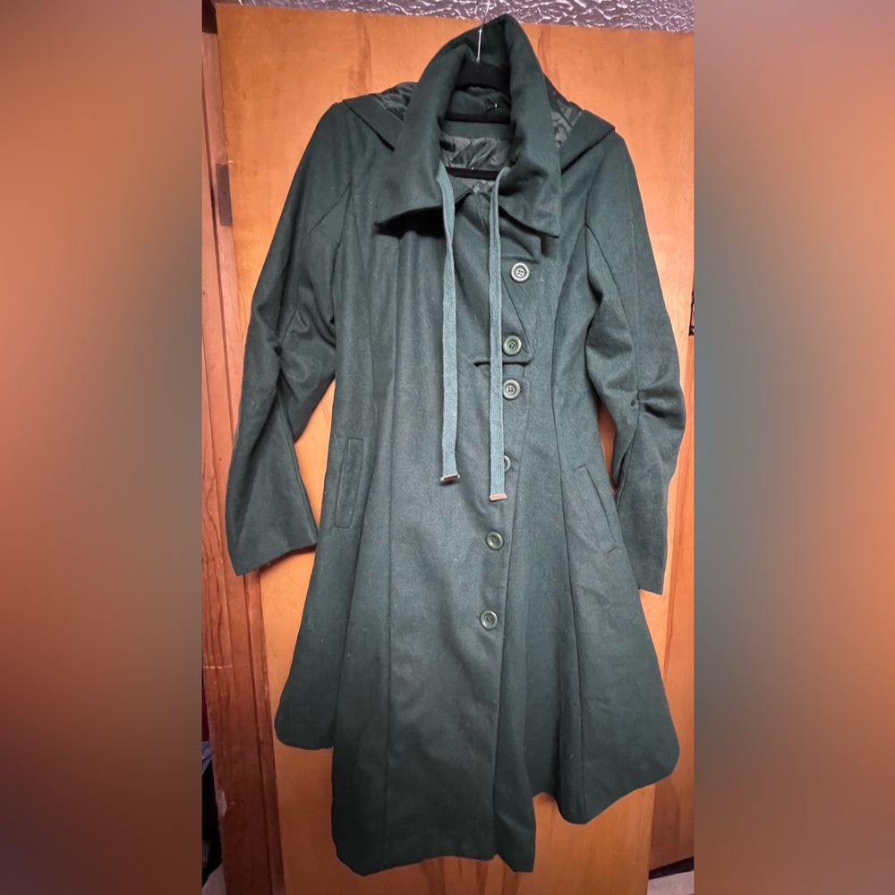 Green Azbro dress coat with hood